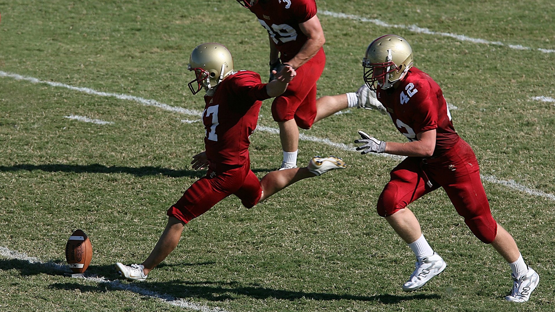 开云体育入口-意甲焦点战？马赛客场碾压马德里竞技，一场定义欧陆新格局的夜晚