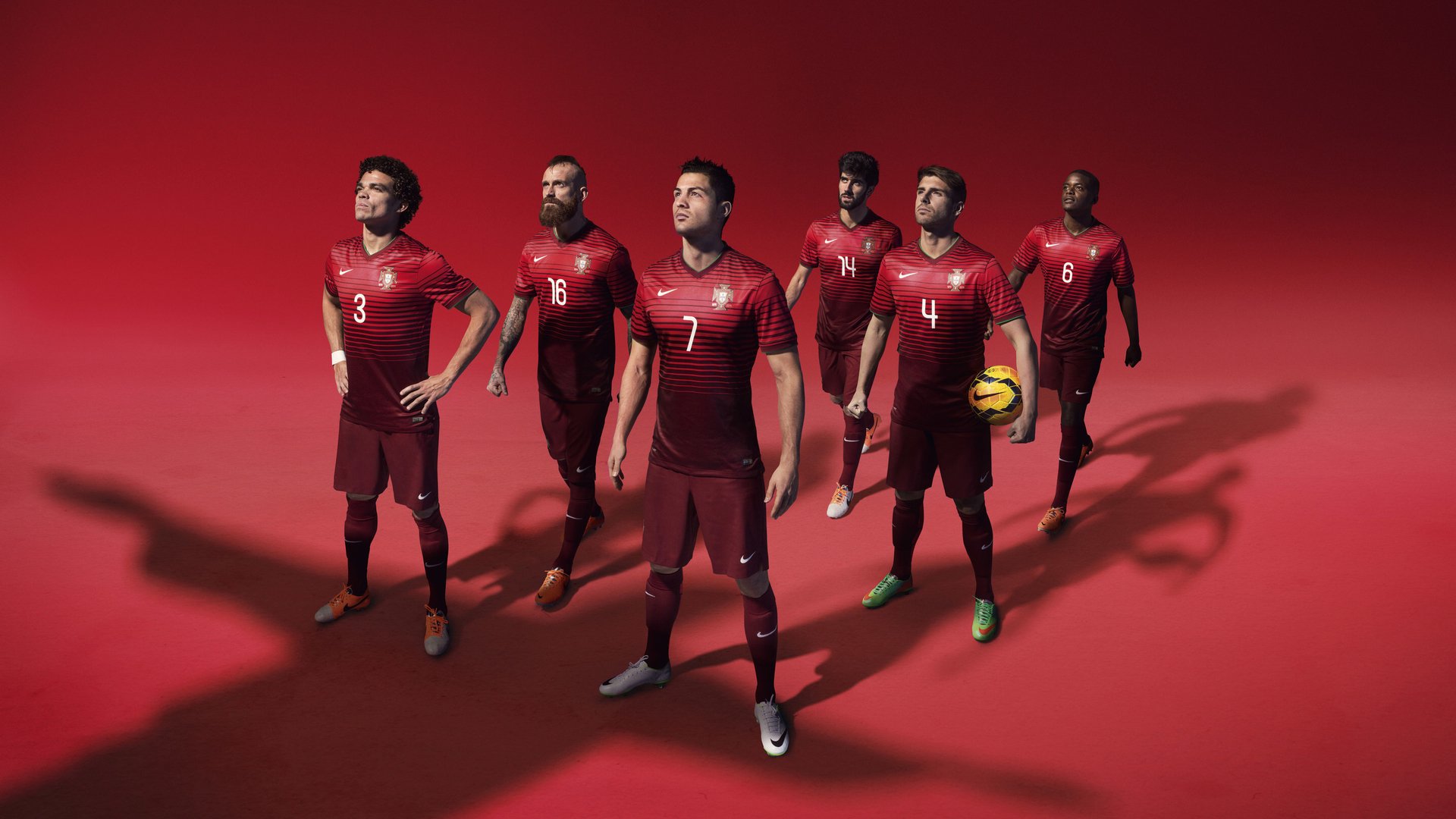 开云体育-年度焦点之战,埃及法老萨拉赫打穿黄色潜水艇比利亚雷亚尔