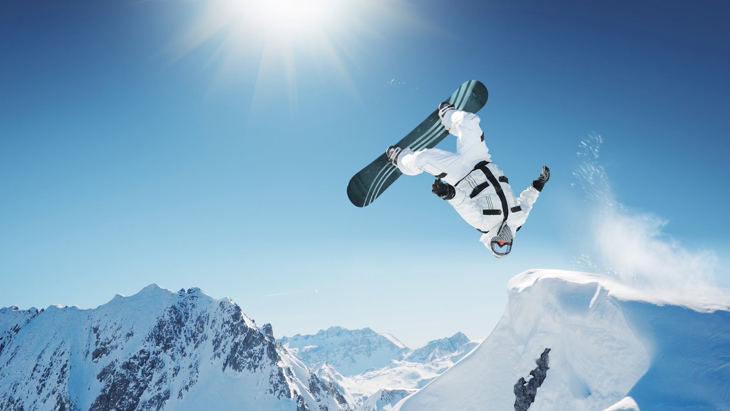 开云体育app-篮网防线告急,锡安无人能挡,连续暴扣撕裂黄蜂防线